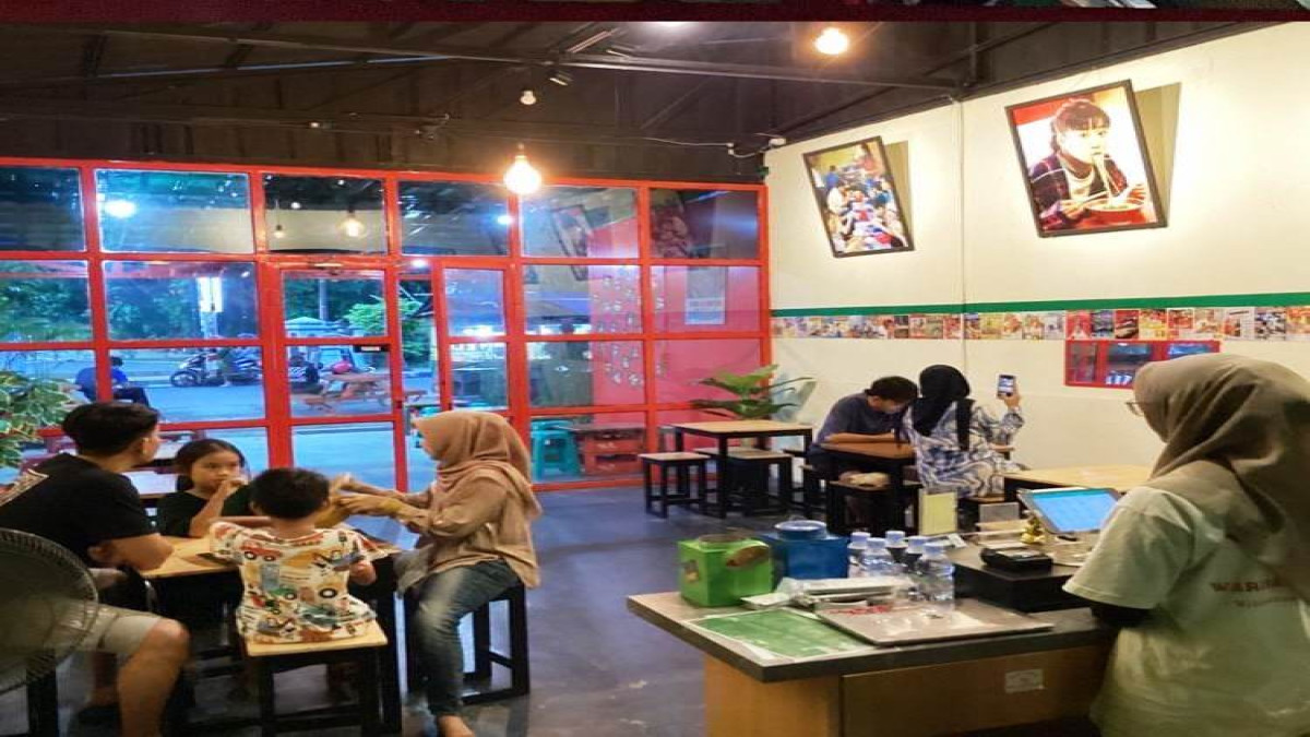 Coffee Shop Mie Toea Tampilkan Aesthetican Era 90an
