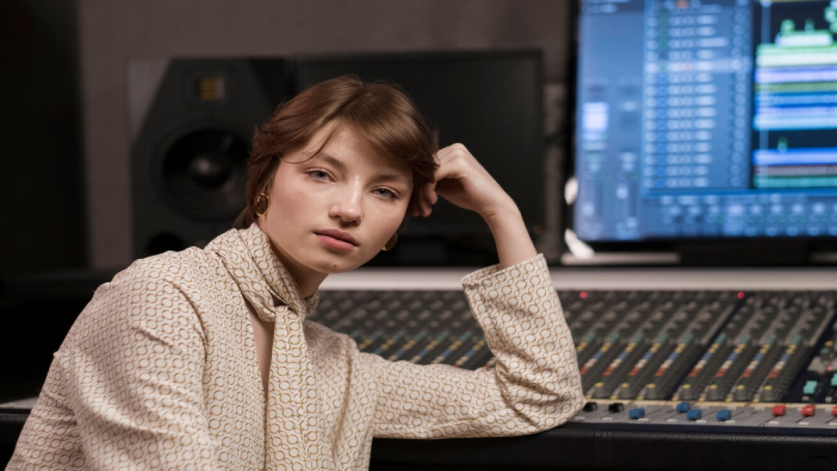 Cara Mengurangi Noise Audio secara Gratis di Tahun 2024