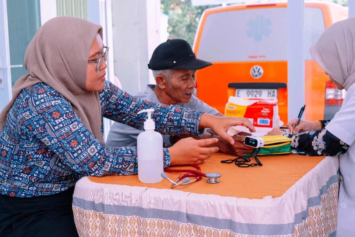 RS Mitra Plumbon Patrol Hadirkan Layanan Posko Ambulans Gratis