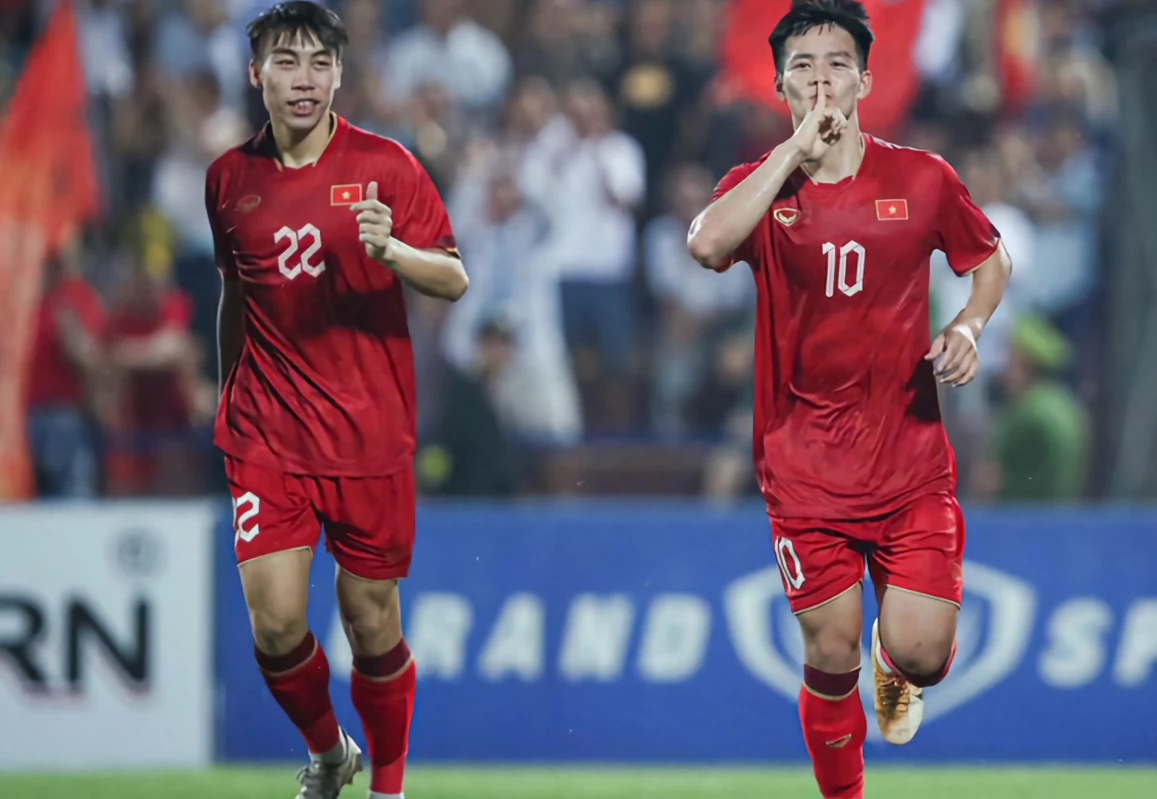Timnas Vietnam U-23 Taklukkan Kuwait di Laga Dramatis Penuh Kartu Merah