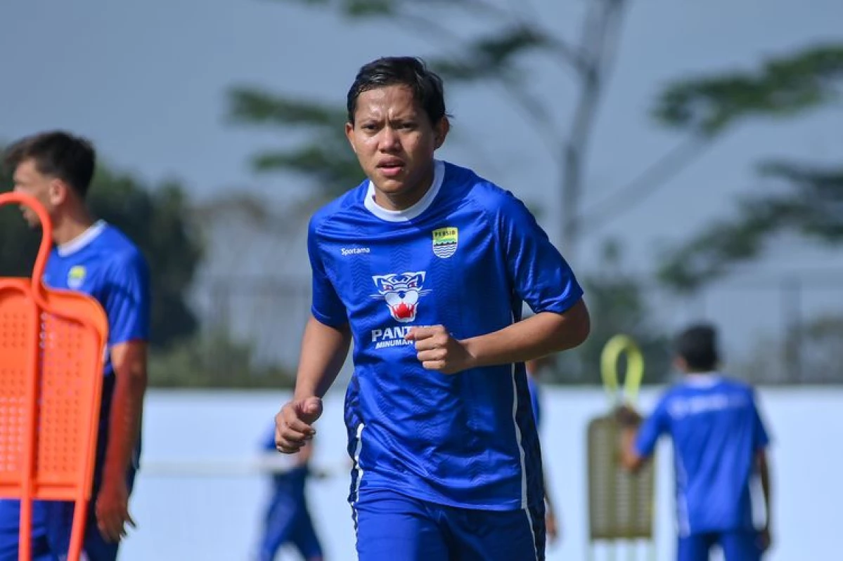 Adam Alis Bergabung dengan Persib Bandung untuk Liga 1 2024-2025