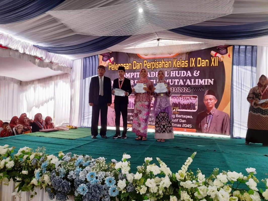 MA Tarbiyatul Mutaalimin Pagaden Luluskan 61 Siswa