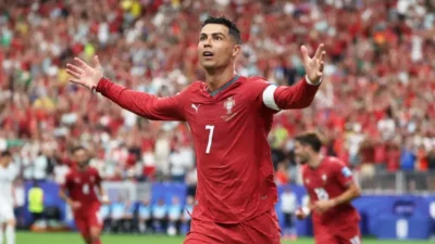 Jadi Pemain Terbaik Dipertandingan Portugal Vs Uzbekistan, Ronaldo Ukir Sejarah dalam Kemenangan Portugal atas Uzbekistan