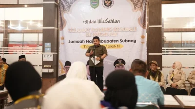442 Jemaah Haji Subang Tiba di Tanah Air, Disambut Langsung Bupati Reynaldy