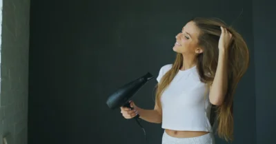 Tips Mengeringkan Rambut Tanpa Hairdryer agar Cepat Kering dan Tetap Sehat