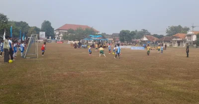 32  Club Ikuti Sepak Bola Garuda Sakti Cup U 10 dan 12 di Lapangan Desa Bendungan