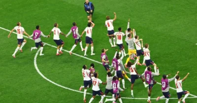 Drama 120 Menit! Jude Bellingham Jadi Penyelamat, Inggris Singkirkan Norwegia