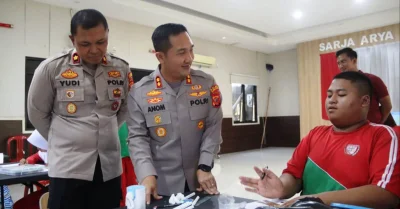 Hari Bhayangkara Ke-80, Polres Purwakarta Ajak Difabel Lomba Melukis