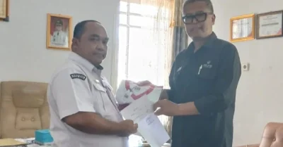 Perusahaan di Subang Sumbang 50 Kaos Latihan untuk Capaska, Dukung Persiapan HUT RI ke-81