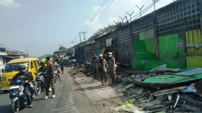 Bangunan Liar Sepanjang Jalur Tagog Apu Ditertibkan untuk Kembalikan Fungsi Jalan
