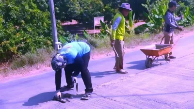 PUPR Subang Perbaiki Ruas Jalan Tanjung - Pusakanagara