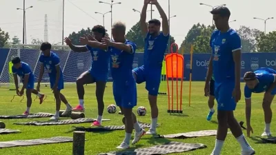 Malam Ini Persib Hadapi DPMM FC, Kemenangan Bisa Buka Jalan ke Semifinal Piala Presiden 2026