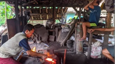 Mencari Pengrajin Golok di Subang? Ini Daftar Lengkap Pengrajin Golok di Subang 2026