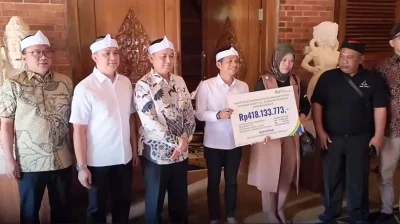 Kang Dedi Mulyadi Serahkan Santunan BPJS Ketenagakerjaan Rp418 Juta kepada Keluarga Petugas PJT II, Pendidikan Anak Dijamin