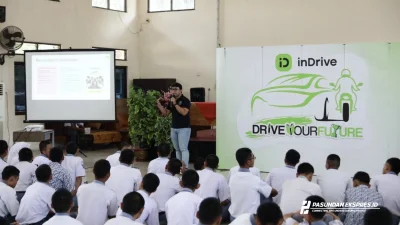 inDrive Kampanyekan "Drive Your Future" di Purwakarta, Edukasi Ratusan Pelajar tentang Keselamatan Berkendara