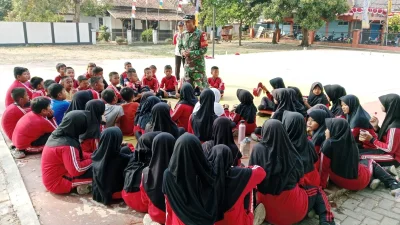 Babinsa Koramil Pabuaran Edukasi Pelajar SD Cegah Bullying Untuk Tanamkan Sikap Saling Menghargai Sejak Dini