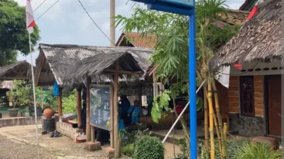 Daftar Lengkap Tempat Makan Lesehan Subang 2026, Saung Sunda Paling Favorit untuk Keluarga