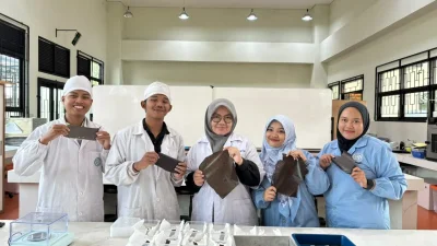 Peneliti POLSUB dan BRIN Sulap Limbah Pisang Jadi Bioplastik