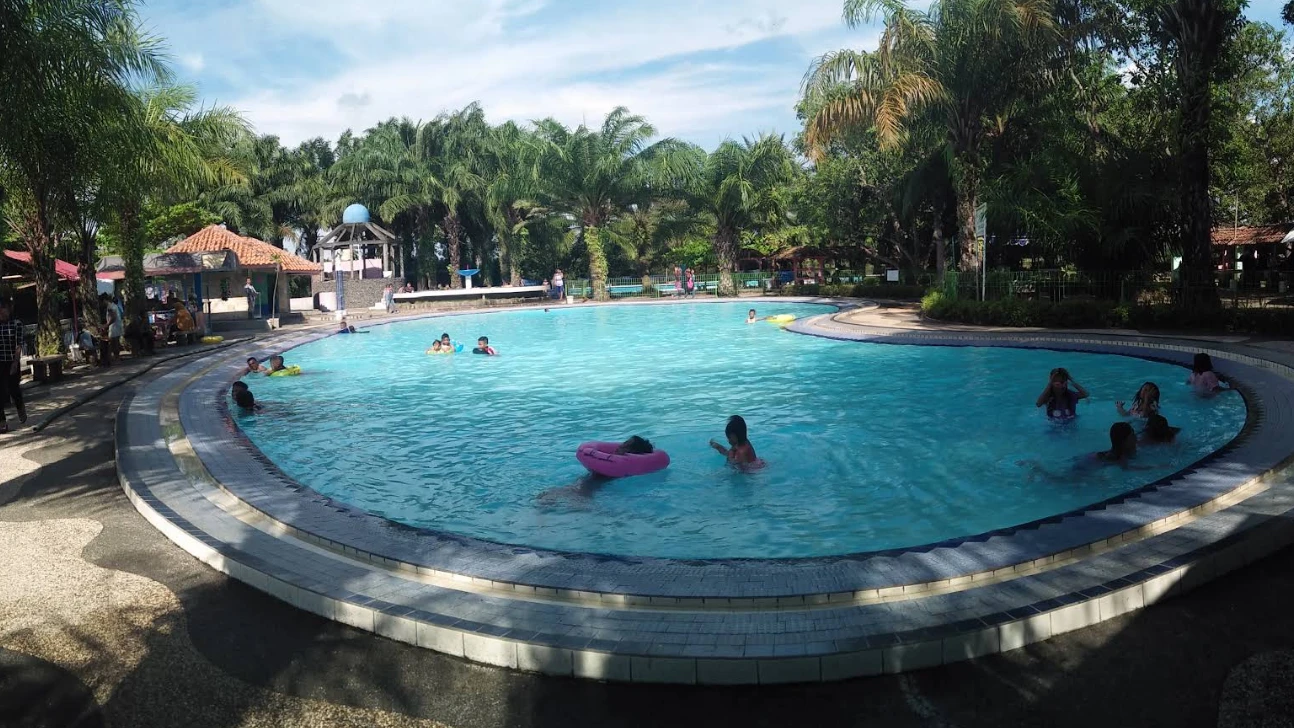 Wisata Patokbeusi Subang Terbaru, Ada Pilihan Kolam Renang dan Rekreasi Lokal