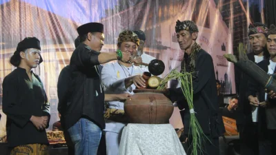 Aksara Lembur Festival Vol. 2 Rawat Tradisi dan Jaga Identitas, Kawin Cai Semangat Pelestarian Budaya