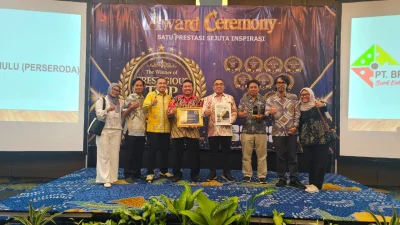 Prestasi Diakui di Tingkat Nasional, Perumda TRS Raih Penghargaan Prestigious TOP BUMD