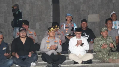 Polres Subang Kawal Doa Bersama 1.000 Lilin, Ojol Subang Raya Serukan Persatuan untuk Indonesia