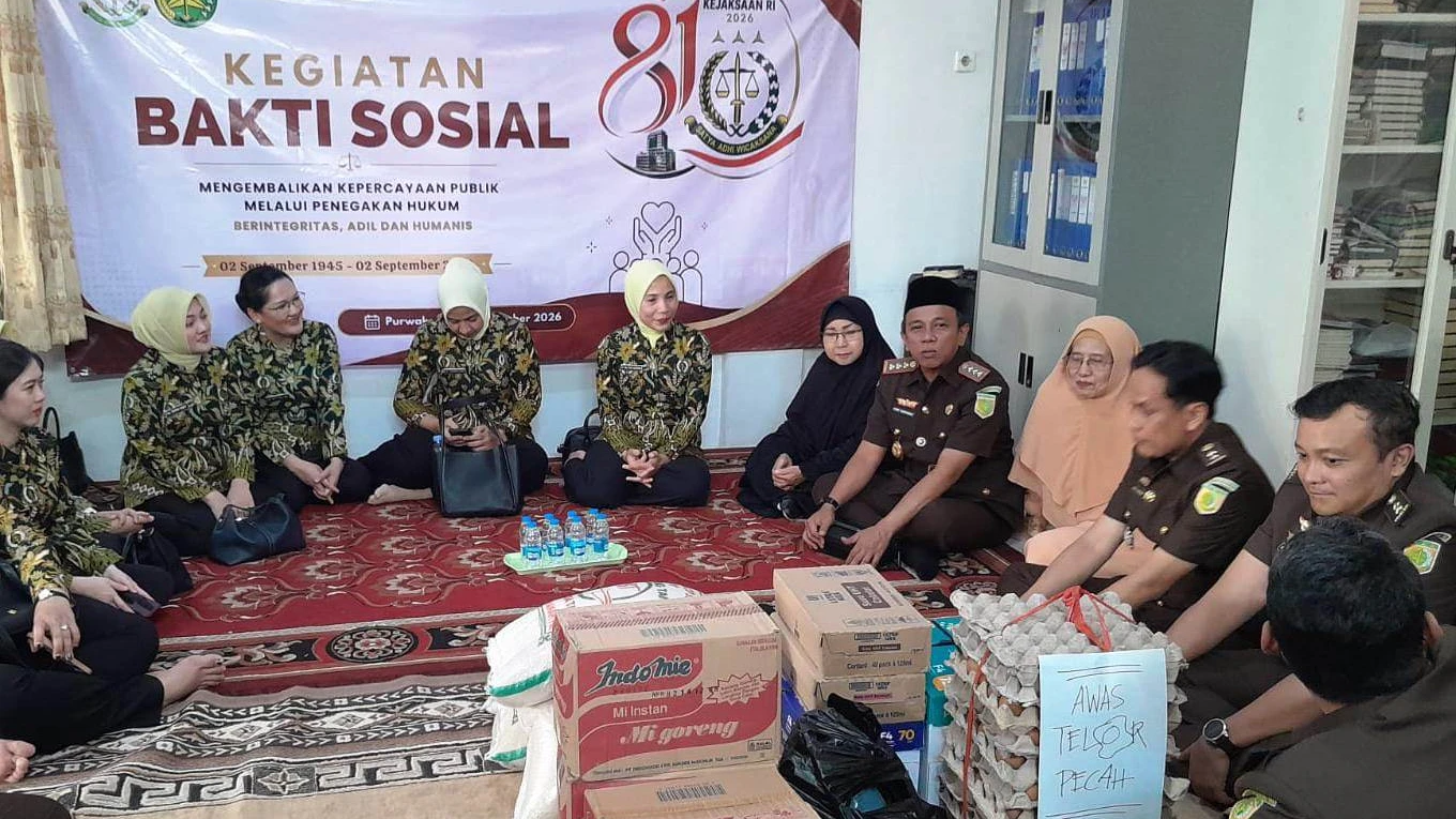 Maknai Hari Lahir Kejaksaaan RI, Kejari Purwakarta Renovasi Rutilahu dan Bantu Panti Asuhan