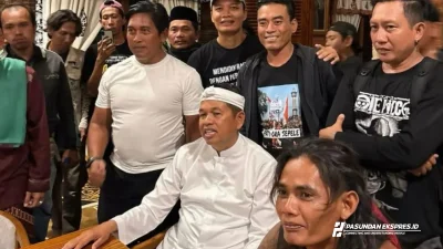 Momen Dedi Mulyadi Bertemu Botok dan AMPB di Lembur Pakuan Subang