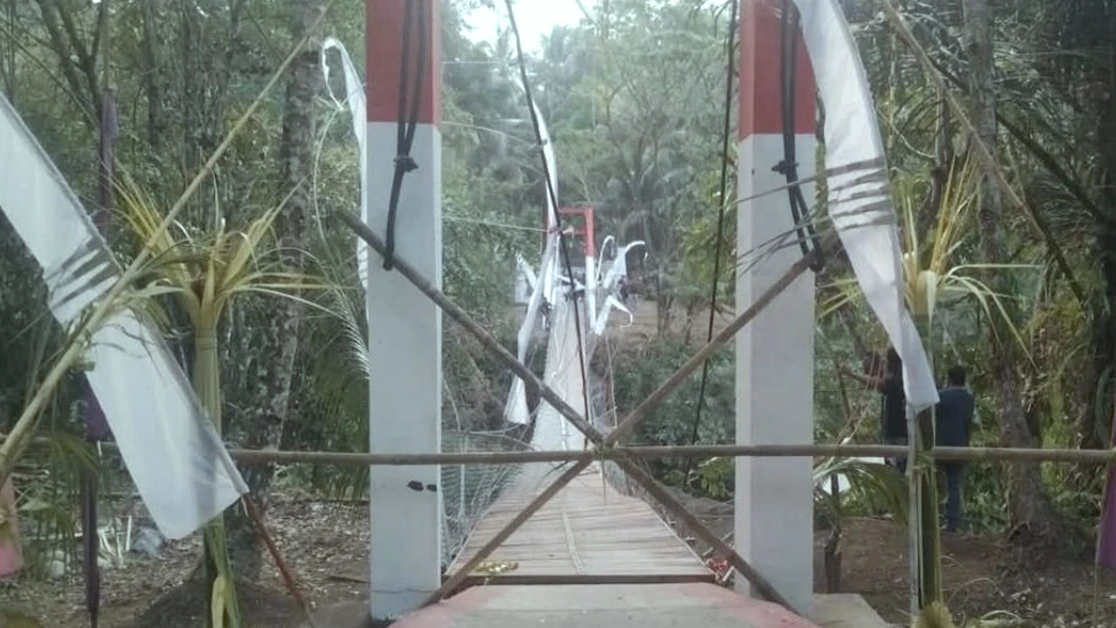 Pemprov Jawa Barat Ambil Alih Jembatan Gantung Pongpet di Pangandaran Usai Ambruk