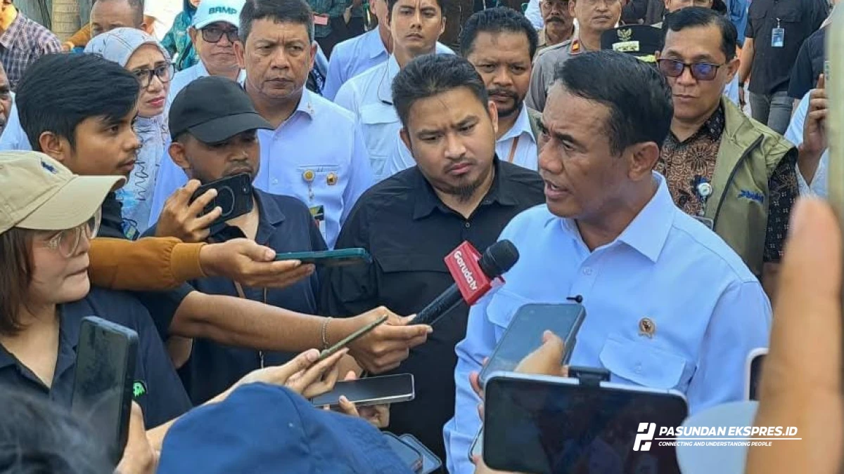 BULOG Bersama Bapanas dan Pemerintah Daerah Subang Meninjau Pelaksanaan Penyaluran Bantuan Pangan