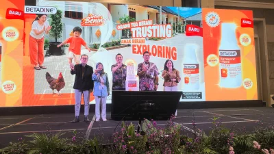 Betadine Clear Liquid 5 ml Resmi Diluncurkan, Apoteker Didorong Perkuat Edukasi Perawatan Luka