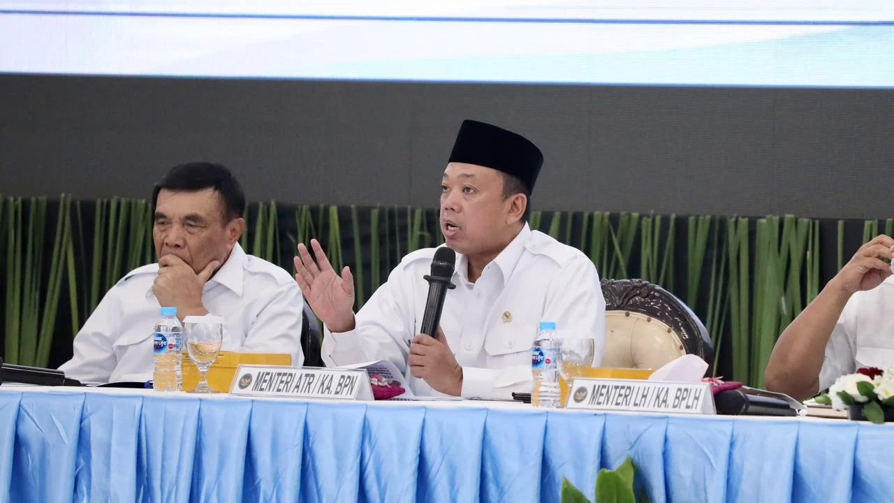 Menteri Nusron Wahid Peringatkan Pengusaha: Kebakaran Lahan Dapat Batalkan HGU