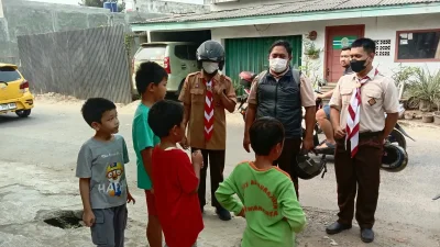 Guru SDN 1 Munjuljaya Purwakarta Pastikan Siswa Ikut Pembelajaran Daring
