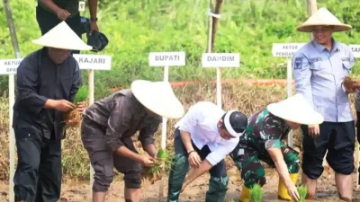 Kajari Purwakarta Dukung Ketahanan Pangan dan Pendampingan Hukum Desa