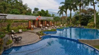 Rekomendasi Hotel dengan Kolam Renang di Subang, Cocok Buat Anak-anak