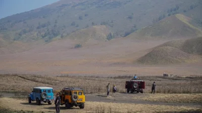 Kebakaran Meluas, Wisata Gunung Bromo Ditutup Total Mulai 12 September 2026