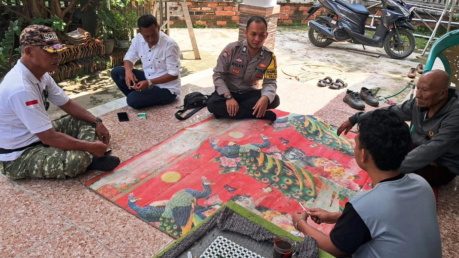 Sambang Warga, Kapolsek Plered Imbau Jaga Kamtibmas