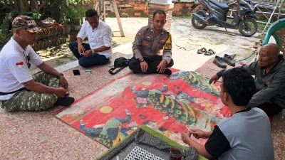 Sambang Warga, Kapolsek Plered Imbau Jaga Kamtibmas