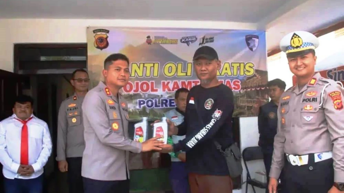 100 Ojol Subang Dapat Oli Gratis, Polisi Minta Jadi Mata dan Telinga di Jalan