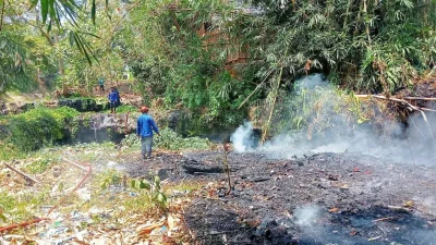 Kebun Caracas dan Cinangling Dawuan Terbakar, Warga Diimbau Tak Lakukan Pembakaran Sampah dan Ilalang Sembarangan