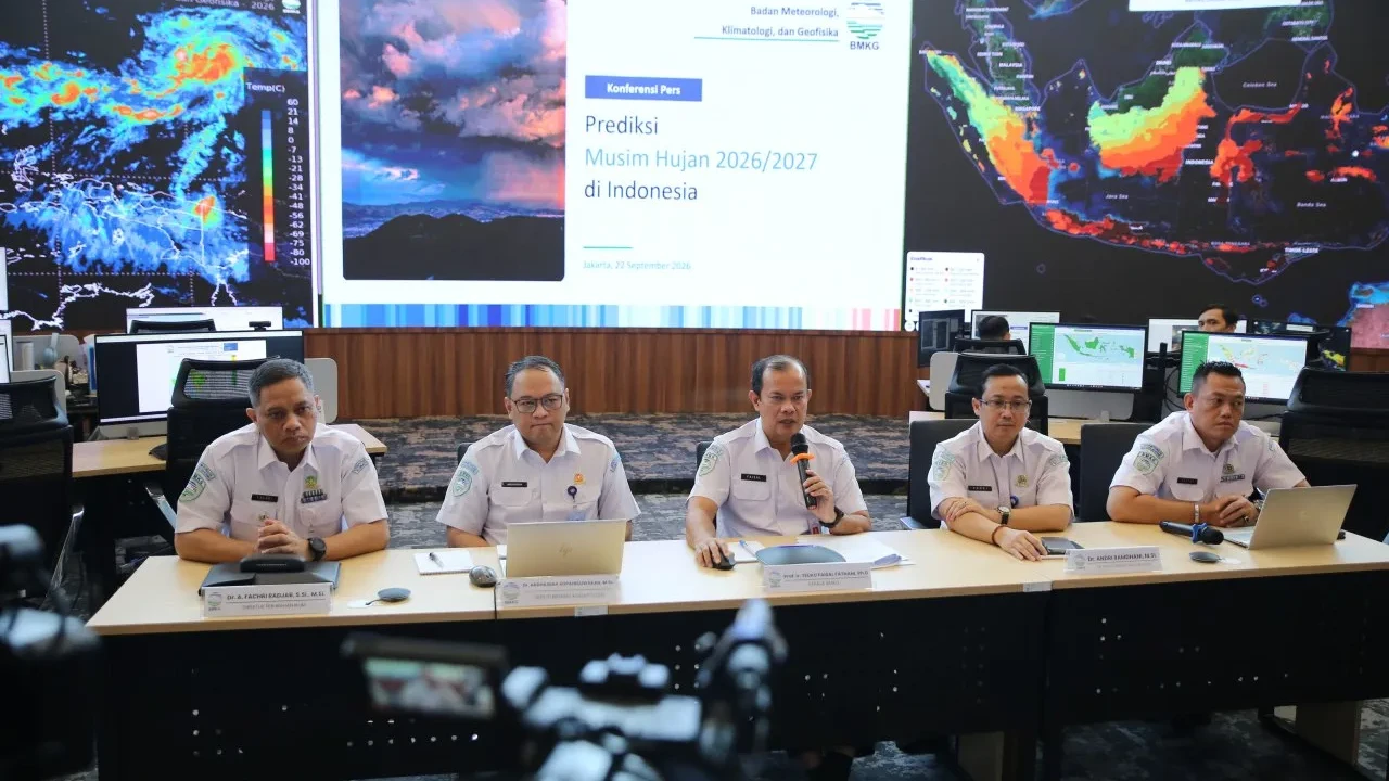 Antisipasi BMKG, Awal Musim Hujan Mundur ke November: Apa yang Perlu Disiapkan?