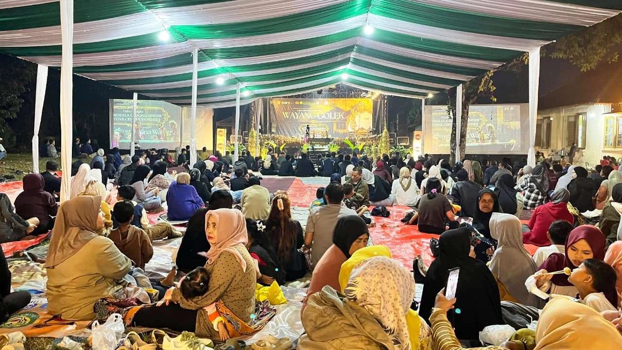 Semarak Milangkala ke-3 Gedong Sinder Creative Centre, Pagelaran Wayang Golek Sedot Antusiasme Warga dalam Menyongsong Lahirnya Perda Kebudayaan
