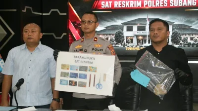 Modus Ganjal Kartu ATM Pakai Tusuk Gigi, Polisi Tangkap Tiga Pelaku di Subang