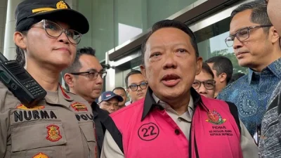 Dakwaan Eks Jampidsus Febrie Adriansyah: Didakwa Peras Rp55 Miliar dan TPPU