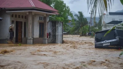 Banjir Besar Terjang Padang, Seabad Lalu Kota Ini Pernah Porak-poranda! Mayat Bergelimpangan