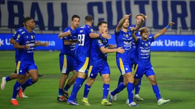 Persiapan Persib vs The Cong-Viettel FC di ACL Two 2026/2027