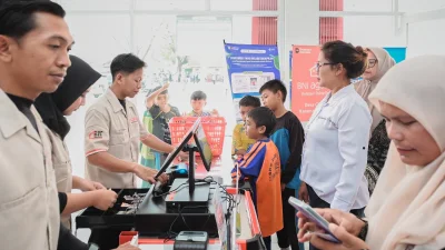 Dekatkan Layanan ke Desa, PLN dan Wamendagri Dorong Transaksi Listrik Mudah Lewat KDKMP di Jawa Barat