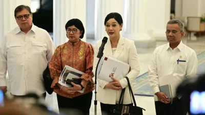 OJK Lapor Kondisi Pasar Modal ke Presiden Prabowo, Perkuat Penegakan Hukum