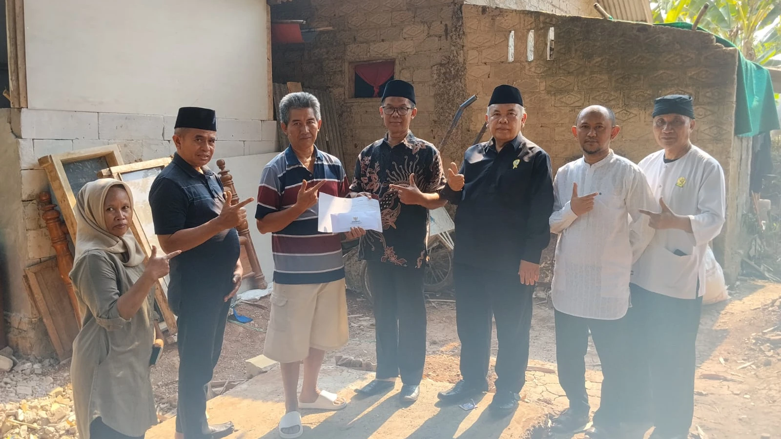 Alhamdulillah, Hasil Zakat Warga Bisa Bantu Rumah Korban Tanah Longsor di Pagaden