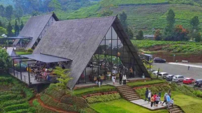 7 Tempat Makan Keluarga dengan Pemandangan Alam di Subang yang Wajib Dikunjungi